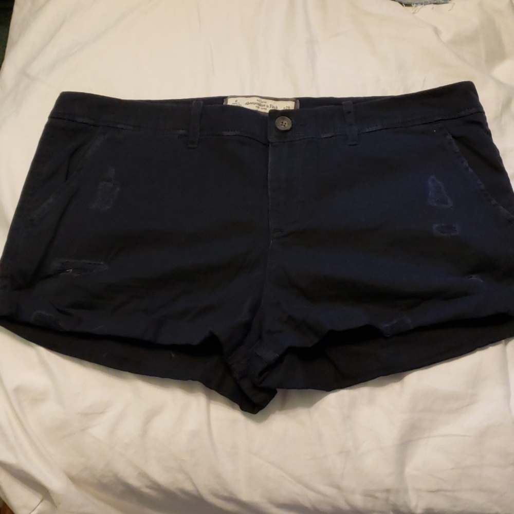 NWT Abercrombie and Fitch chino shorts
